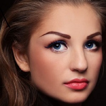 QUEEN NAILS & SPA SALON - Eyebrows